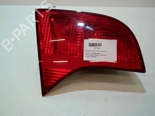 left-tailgate-light-audi-a4-b6-avant-8e5-2000-2001-2002-2003-2004-2005-37308649 main image