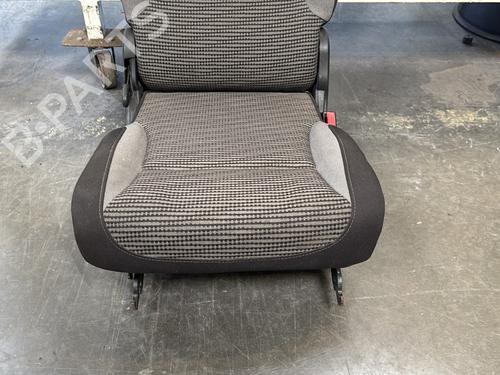 Used Rear seat Rear seat 39478542 39478542