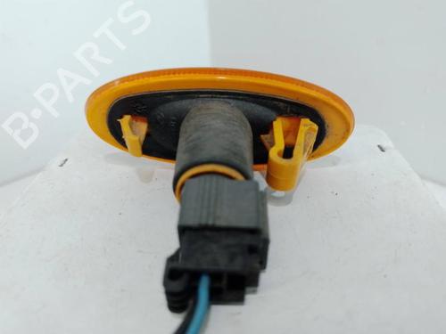 Used Left side indicator Left side indicator 37319488 37319488