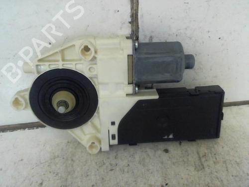 Used Right front window motor Right front window motor 37301099 37301099