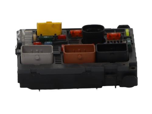 Fuse box PEUGEOT 308 CC (4B_) 2.0 HDi | BP37330562E1 - Image 4