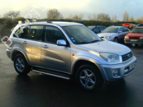 Brugte TOYOTA RAV 4 II (_A2_) 2.0 4WD (ACA21, ACA20) 4799526