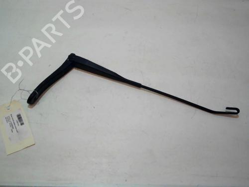 front-windshield-wiper-arm-dacia-duster-hs_-2010-2011-2012-2013-2014-2015-2016-2017-2018-37307797 main image