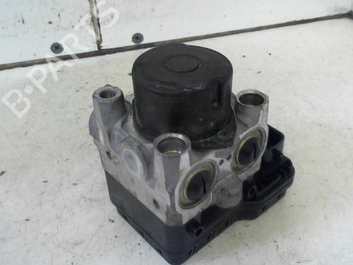 abs-pump-toyota-rav-4-ii-_a2_-2000-2001-2002-2003-2004-2005-37301158 main image