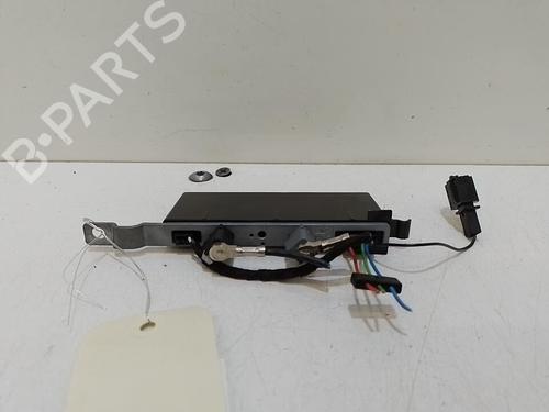 antenabase-porsche-macan-95b-2014-37318596 main image