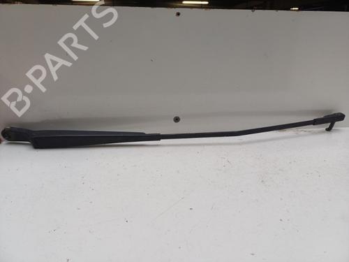 Used Front windshield wiper arm Front windshield wiper arm 37322298 37322298