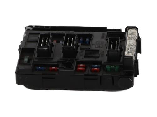 Fuse box CITROËN C5 I (DC_) 2.0 HDi (DCRHZB, DCRHZE) | BP37308698E1 - Image 3