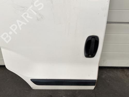 Used Right slide door Right slide door 37622958 37622958