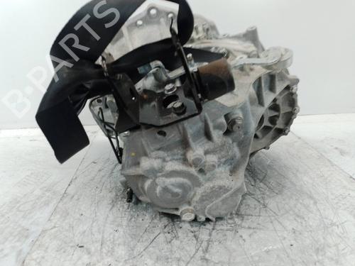 gearbox-toyota-yaris-_p13_-2010-2011-2012-2013-2014-2015-2016-2017-2018-2019-2020-37322972 main image