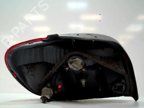 right-taillight-toyota-yaris-_p1_-1999-2000-2001-2002-2003-2004-2005-37308897 main image