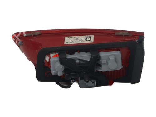 left-tailgate-light-audi-a6-c7-avant-4g5-4gd-2011-2012-2013-2014-2015-2016-2017-2018-2019-37340157 main image