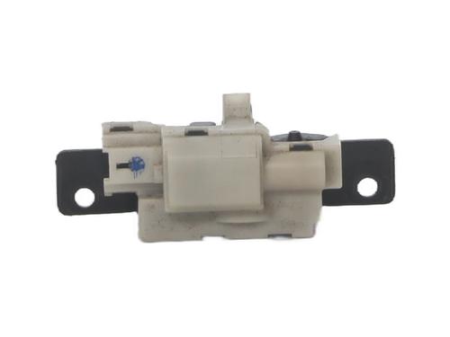 tailgate-lock-renault-clio-iii-br01-cr01-2005-2006-2007-2008-2009-2010-2011-2012-2013-2014-37341807 main image