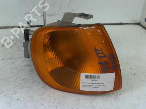 Used Right front indicator Right front indicator 37300542 37300542