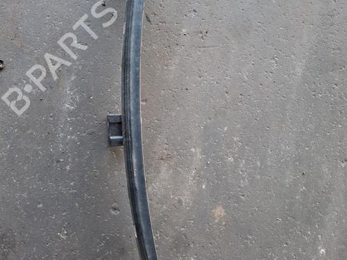 Used Front bumper reinforcement Front bumper reinforcement 37620804 37620804