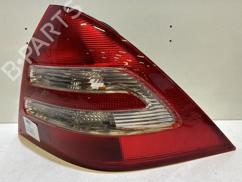 right-taillight-mercedes-benz-c-class-w203-2000-2001-2002-2003-2004-2005-2006-2007-37324143 main image