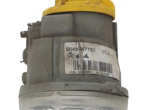 left-front-fog-light-peugeot-1007-km_-2005-37333415 main image