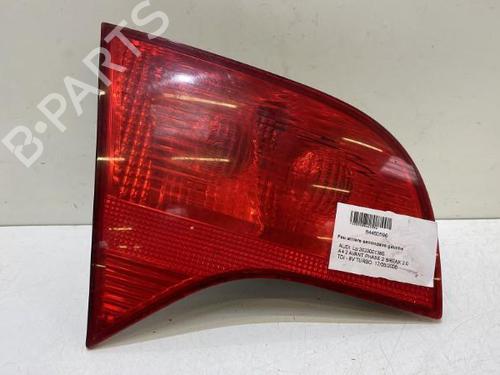 left-tailgate-light-audi-a4-b7-avant-8ed-2004-2005-2006-2007-2008-37320770 main image