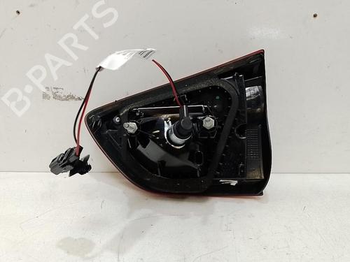 left-tailgate-light-renault-clio-iv-grandtour-kh_-2012-2013-2014-2015-2016-2017-2018-2019-2020-2021-37314190 main image
