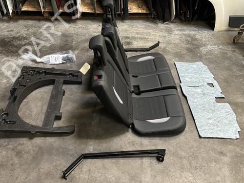 Rear seat PEUGEOT 2008 I (CU_) 1.2 VTi | BP37622317C17 - Image 2