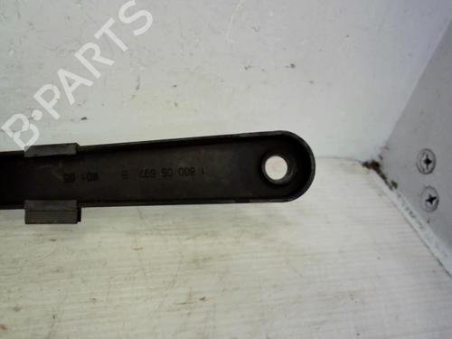 Used Front windshield wiper arm Front windshield wiper arm 37306038 37306038