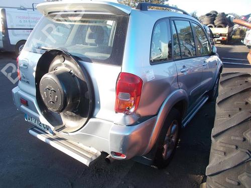 Brugte TOYOTA RAV 4 II (_A2_) 2.0 D 4WD (CLA20_, CLA21_, CLA20R, CLA21R) 4798388