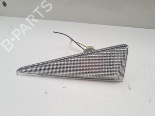 Used Right front indicator Right front indicator 37296676 37296676