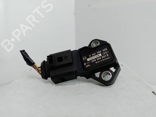 mass-air-flow-sensor-vw-golf-plus-v-5m1-521-2004-2005-2006-2007-2008-2009-2010-2011-2012-2013-37318961 main image