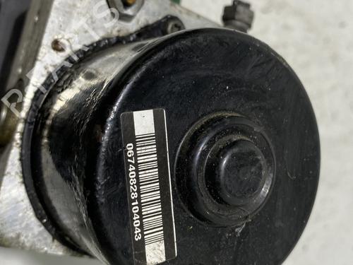 abs-pump-peugeot-206-cc-2d-2000-2001-2002-2003-2004-2005-2006-2007-2008-37325633 main image