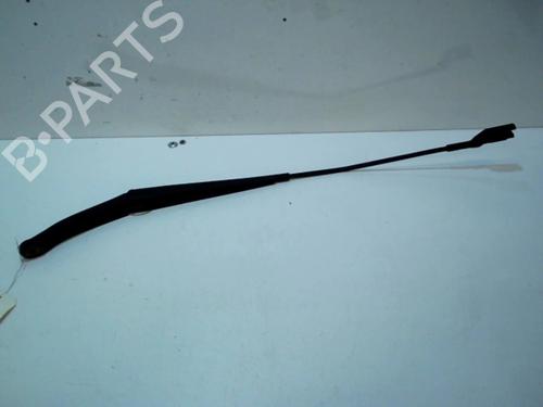 Used Front windshield wiper arm Front windshield wiper arm 37309347 37309347