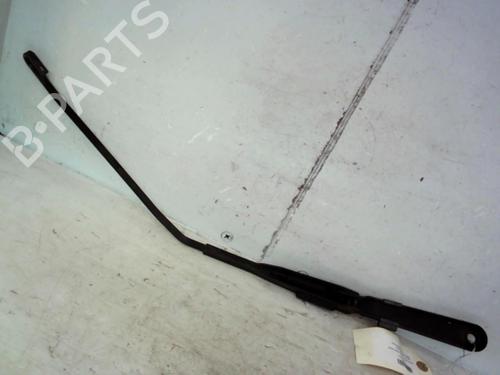 Used Front windshield wiper arm Front windshield wiper arm 37306037 37306037