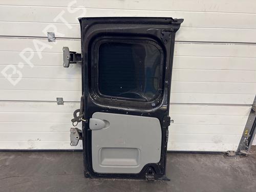 Right tailgate RENAULT TRAFIC II Van (FL) 2.0 dCi 90 (FL0H, FL00, FL01, FL0M, FL0P, FL0S) | BP37753583C77 - Image 3