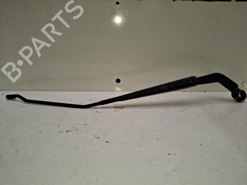 front-windshield-wiper-arm-nissan-almera-ii-hatchback-n16-2000-37330721 main image