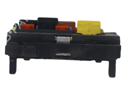 Fuse box CITROËN C5 III (RD_) 1.6 HDi 115 (RD9HRA, RD9HLA, RD9HL0) | BP37349220E1 - Image 3