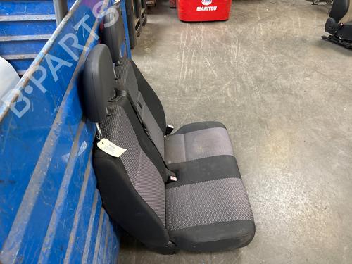 Used Right front seat Right front seat 38596653 38596653