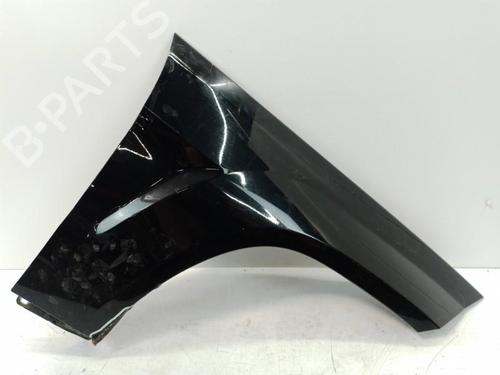 Used Right front fenders Right front fenders 37621521 37621521