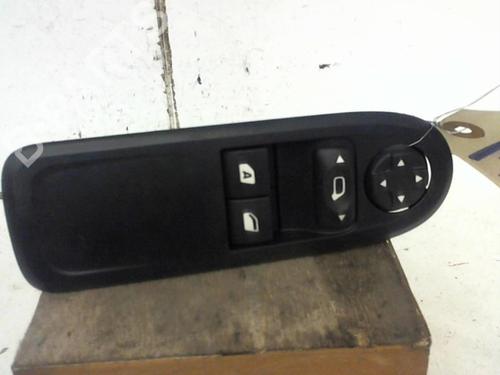 Used Left front window switch Left front window switch 37298520 37298520