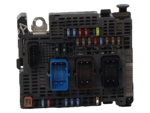 Fuse box CITROËN C4 II (NC_) 1.6 HDi 90 | BP37617642E1 - Image 3