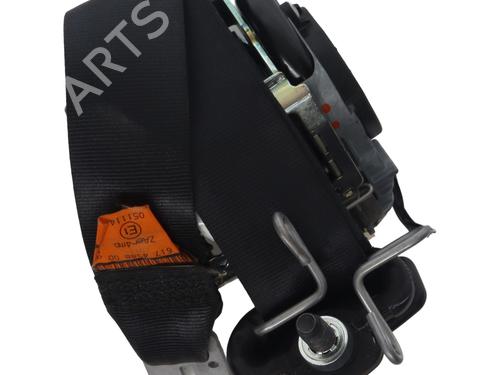front-right-seatbelt-fiat-punto-199_-2012-37337679 main image