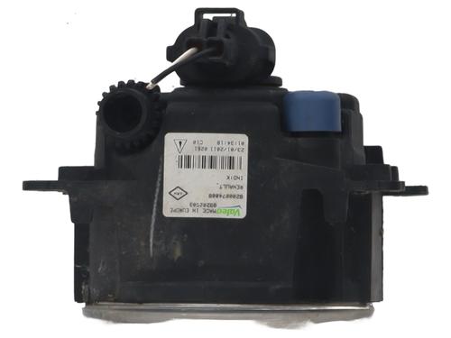 right-front-fog-light-dacia-sandero-2008-37338317 main image