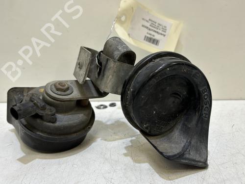 horn-bmw-1-e87-2003-2004-2005-2006-2007-2008-2009-2010-2011-2012-2013-37322994 main image