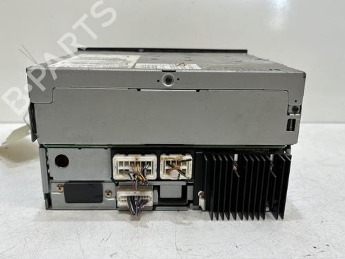 Used Radio Radio 37324601 37324601