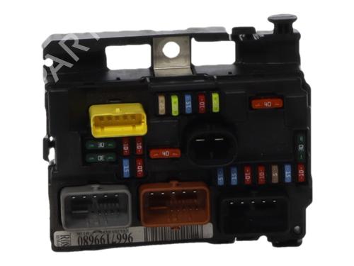 Used Fuse box Fuse box 37349358 37349358