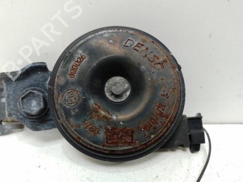 Clacson Clacson TOYOTA YARIS (_P13_) 1.5 (NSP131_) (112 hp) 37322976 37322976