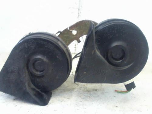 Horn CITROËN C5 I (DC_) 2.2 HDi (DC4HXB, DC4HXE) | BP37303905E13 - Image 2