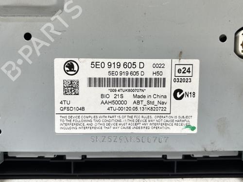 radio-skoda-octavia-iii-combi-5e5-5e6-2012-2013-2014-2015-2016-2017-2018-2019-2020-37323931 main image