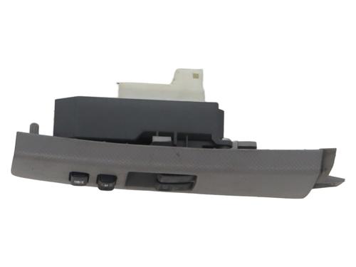 left-front-window-switch-toyota-yaris-_p9_-2005-2006-2007-2008-2009-2010-2011-2012-2013-2014-37346678 main image