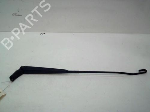 Used Front windshield wiper arm Front windshield wiper arm 37307847 37307847