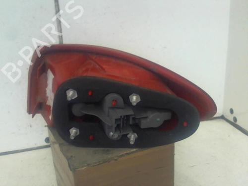 left-taillight-alfa-romeo-147-937_-2000-2001-2002-2003-2004-2005-2006-2007-2008-2009-2010-37298619 main image