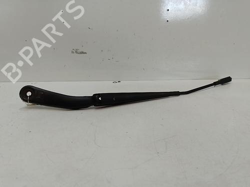 Used Front windshield wiper arm Front windshield wiper arm 37753691 37753691