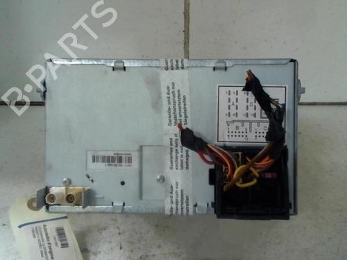 radio-vw-passat-b6-3c2-2005-2006-2007-2008-2009-2010-2011-37299092 main image